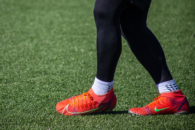 己强于梅罗 己强于梅罗